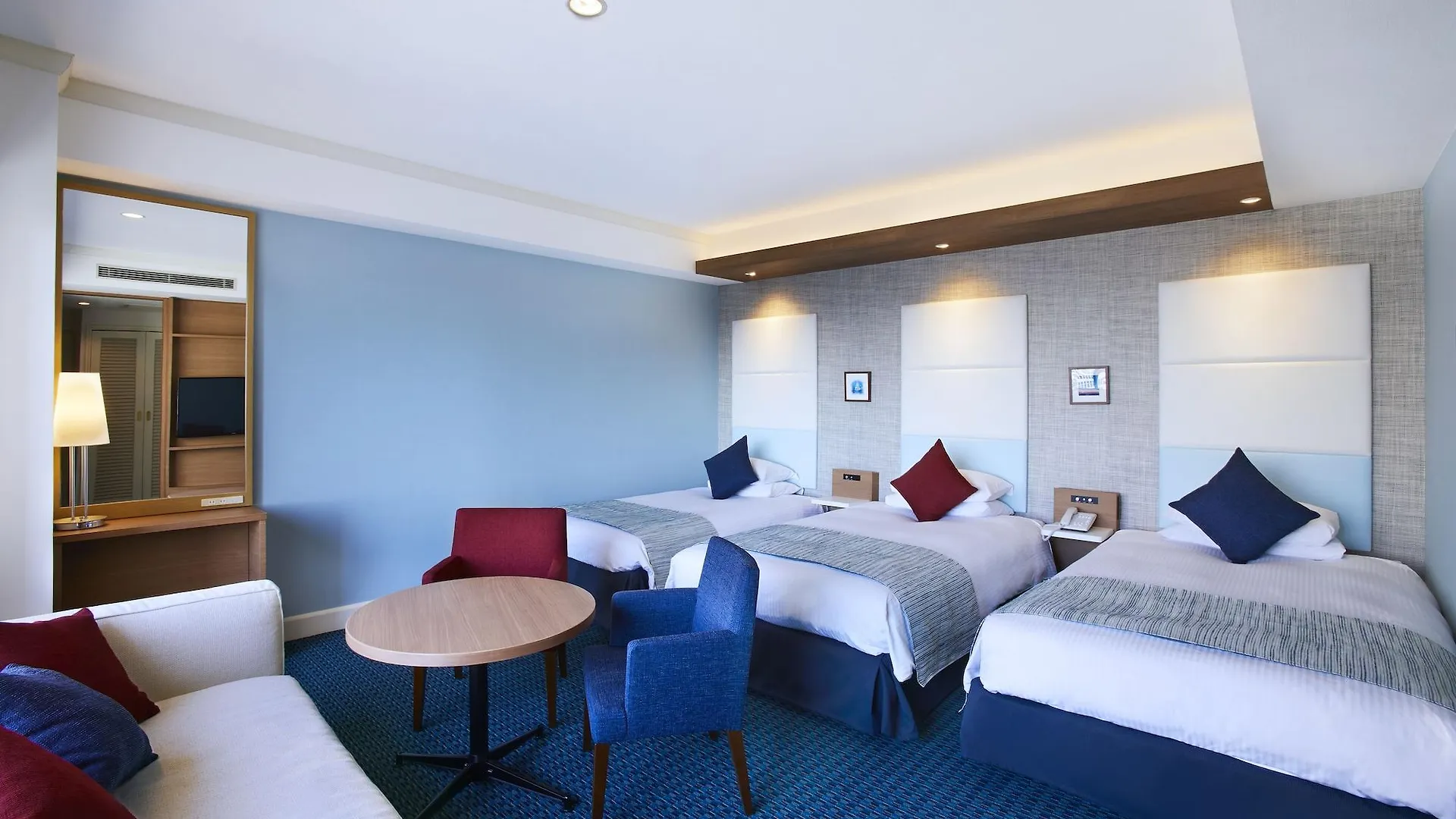 Ana Holiday Inn Tokyo Bay By Ihg Hotel