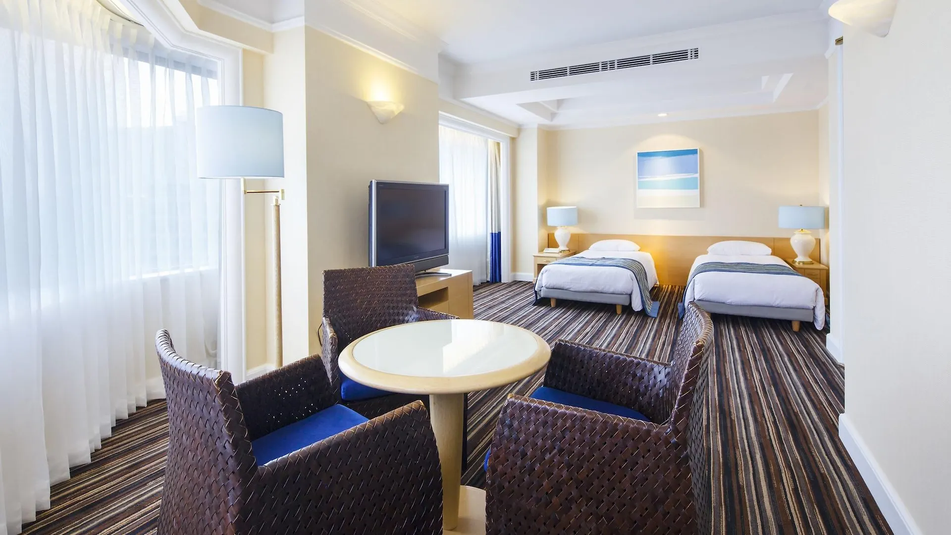 Ana Holiday Inn Tokyo Bay By Ihg